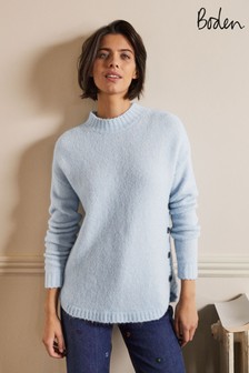 Niebieski sweter Boden z puszystymi bokami i guzikami (U00385) | 505 zł