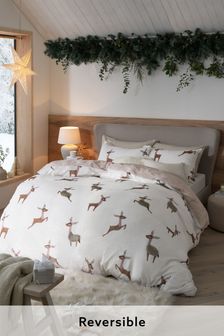Pink/Cream Reversible Fleece Christmas Stag With Faux Fur Detail Duvet Cover and Pillowcase Set (U08358) | 51 € - 89 €