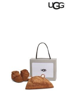 UGG Tan Brown Bixbee Bootie and Hat Gift Set (U23799) | €77