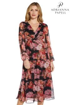 Adrianna Papell Plus Gestuftes Chiffon-Kleid mit Print (U27933) | 67 €