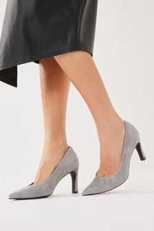 Grey Forever Comfort® with MotionFlex Point Toe Court Heels (U31523) | 31 €