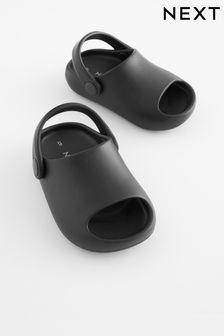 Black Chunky Sliders (U51037) | €11 - €14