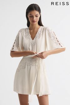 Кремовый - Платье мини с вышивкой ришелье на рукавах Reiss Rhea (U61989) | €347