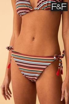 F&f beachwear shop