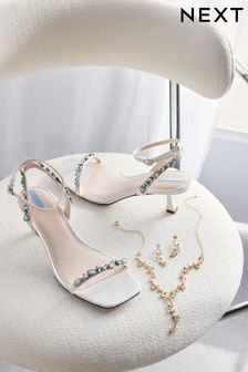 Elfenbeinfarben - Forever Comfort® Wedding Embellished Low Heel Bridal Sandals (U66839) | 79 €