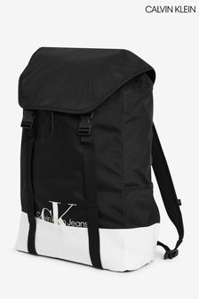 Calvin Klein Sport Essentials Rucksack mit Umschlagklappe, Schwarz (U69206) | 148 €