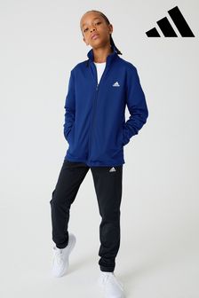 أزرق - بدلة رياضية بشعار كبير للصغار من الأساسيات من Adidas (U77440) | 173 ر.ق
