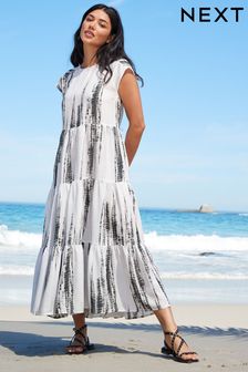 Übergroßes, gestuftes Kaftan-Sommerkleid in Knüpfbatik, Weiß (U80240) | 24 €