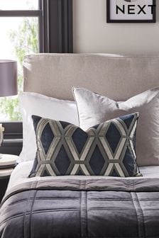 Navy Blue Collection Luxe Geometric Velvet Rectangle Cushion (U88215) | 179 zł