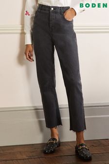 Boden Relaxed Straight Black Jeans (U88809) | $115