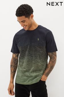 Zielony khaki - Koszulka z cieniowanym nadrukiem (U90136) | 84 zł