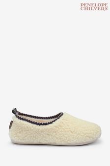 Penelope Chilvers Cream Peaseblossom Fleece Slippers (U94094) | 106 €