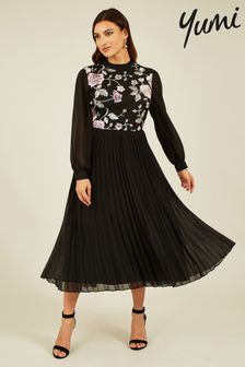 Czarny - Sukienka midi Yumi z długim rękawem, haftem i plisami (U96713) | 410 zł