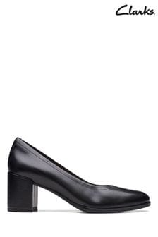 Clarks Black Leather Court Shoes (U99616) | 123 €