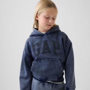 Hoodies & Sweatshirts