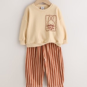 Sets & Outfits