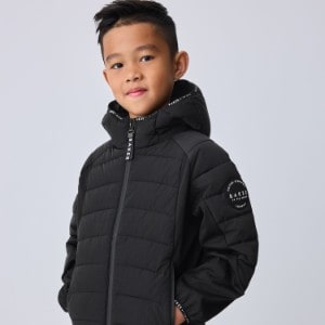 Coats & Jackets