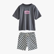Sets & Outfits