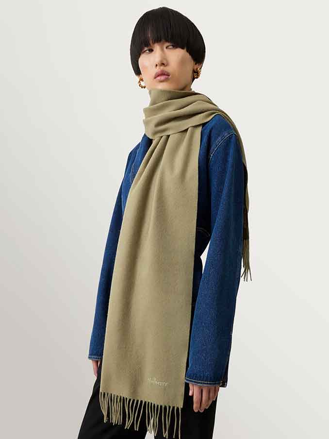 SCARVES