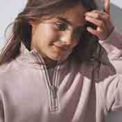 Hoodies & Sweatshirts