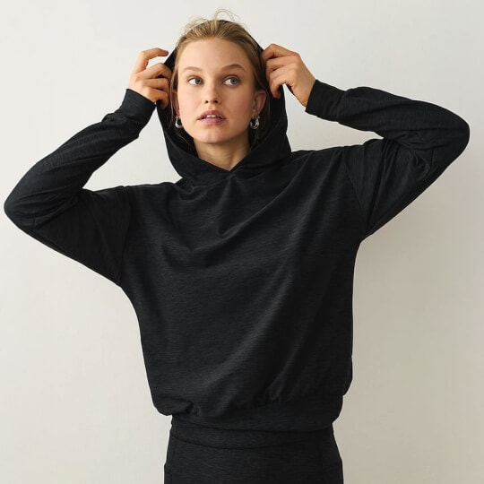 Sweatshirts & Hoodies