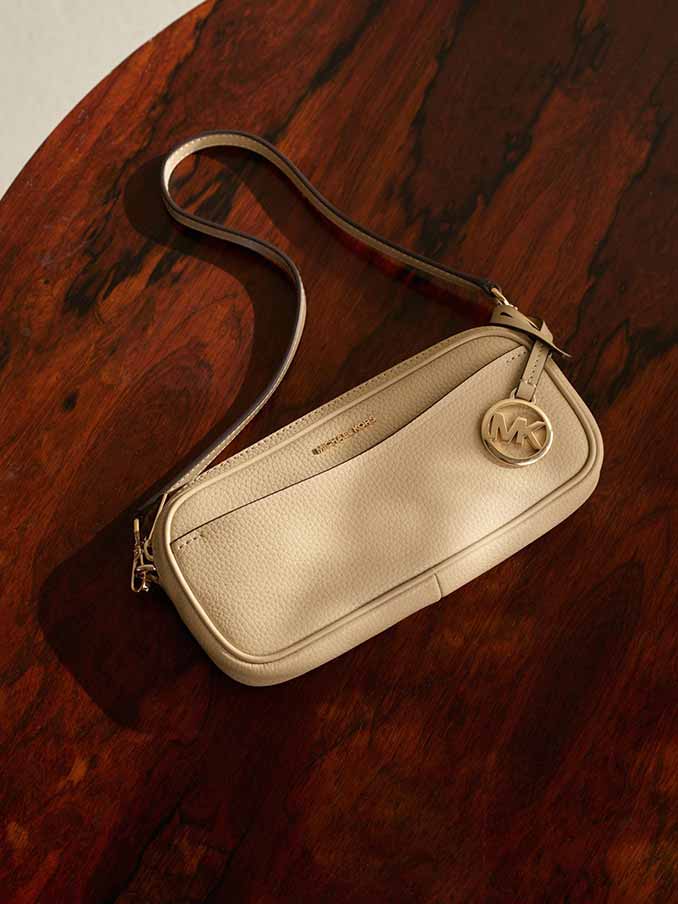MICHAEL KORS