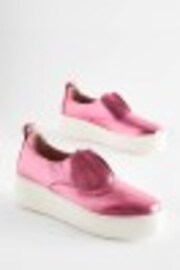 Pink - Signature Forever Comfort® Lederturnschuhe mit Keilabsatz - Bild 1 von 1