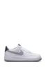 Белый/серебристый - Кроссовки Nike Air Force 1 для молодежи - Image 1 of 1