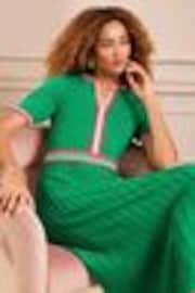 Vert - Love & Roses Short Sleeve Knitted Midi Dress - Image 1 de 1