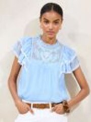 Blau - Lipsy Ruffle sleeve Chiffon Lace T-Shirt - Bild 1 von 1