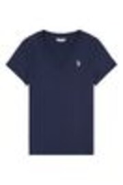 أزرق داكن - من U.S. Polo Assn. تيشرت من القطن بنسبة 100% بياقة حرف V تلبيس قياسي للنساء - صورة 1 من 1