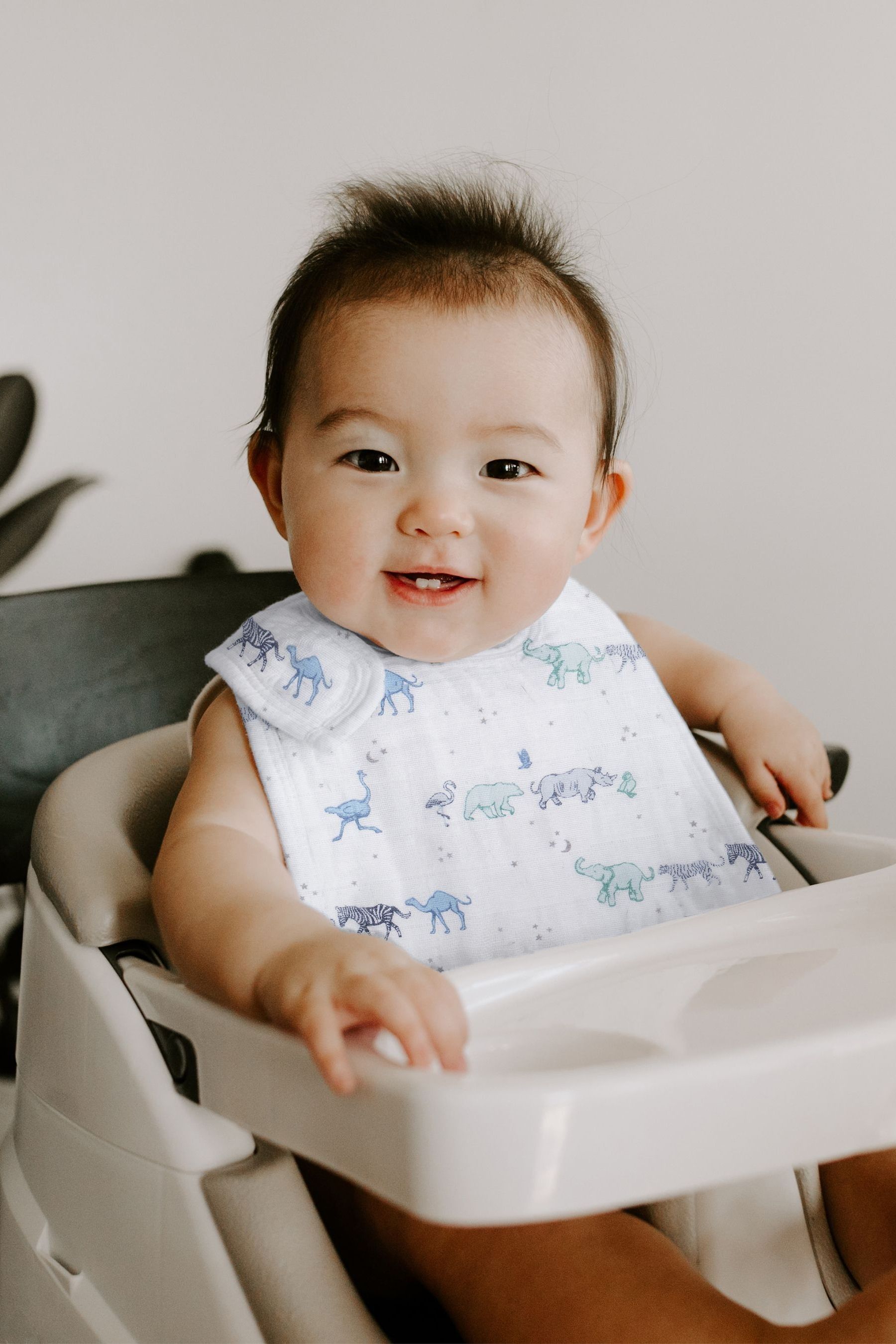 Buy aden+anais Pink Organic Cotton Muslin Snap Bibs 3 Pack from the