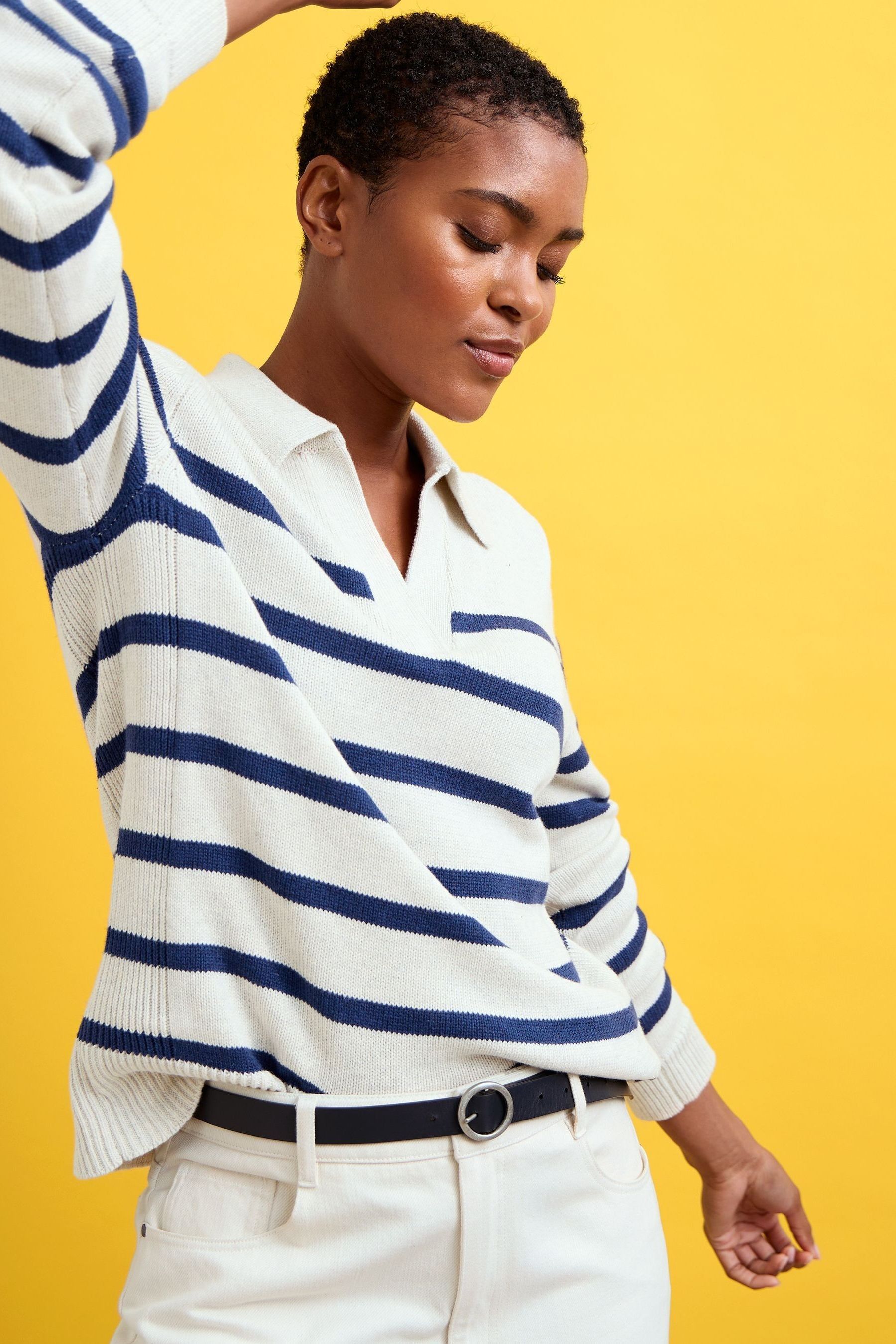 Buy Seasalt Cornwall Natural Barnes Cotton Denim Crop Trousers from the