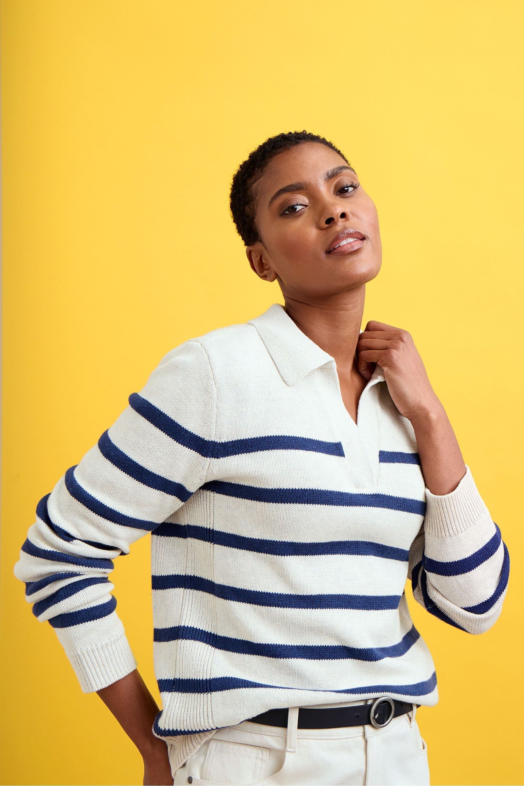 Buy Seasalt Cornwall Natural Barnes Cotton Denim Crop Trousers from the