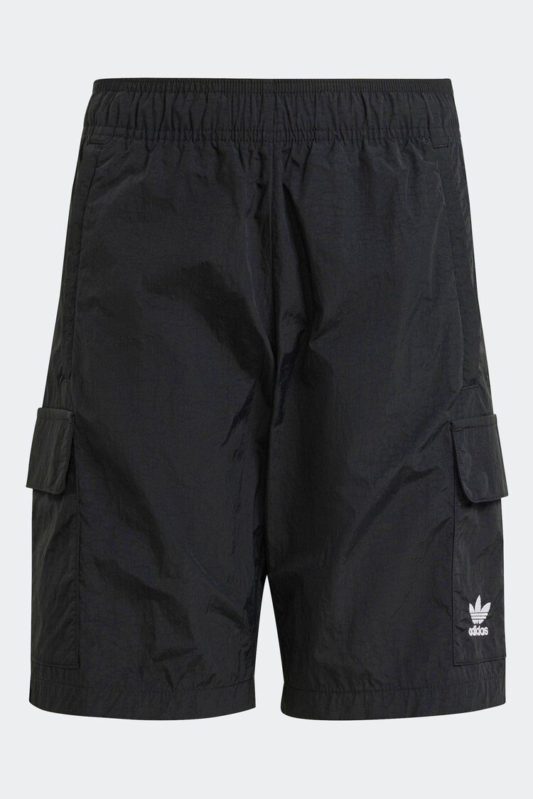 Negro - adidas Kids Originals Cargo Shorts - Imagen 1 de 1