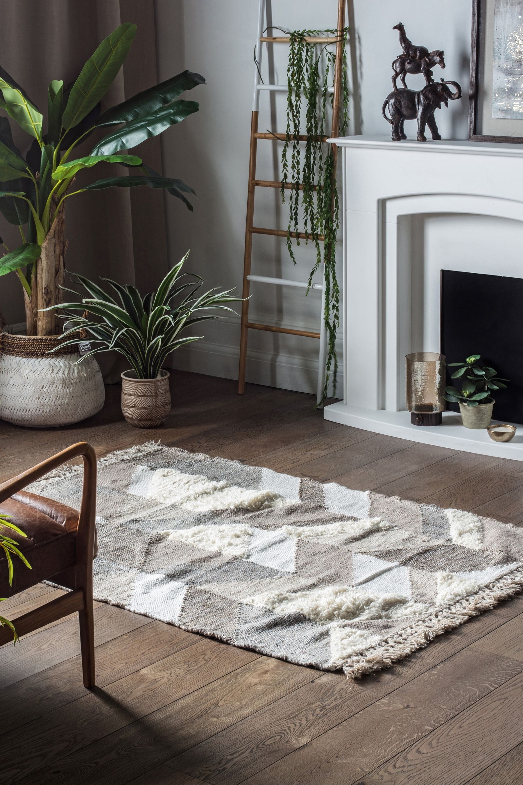 Buy Gallery Home Multi Perez Geo Tufted Fringed Rug from the Next UK