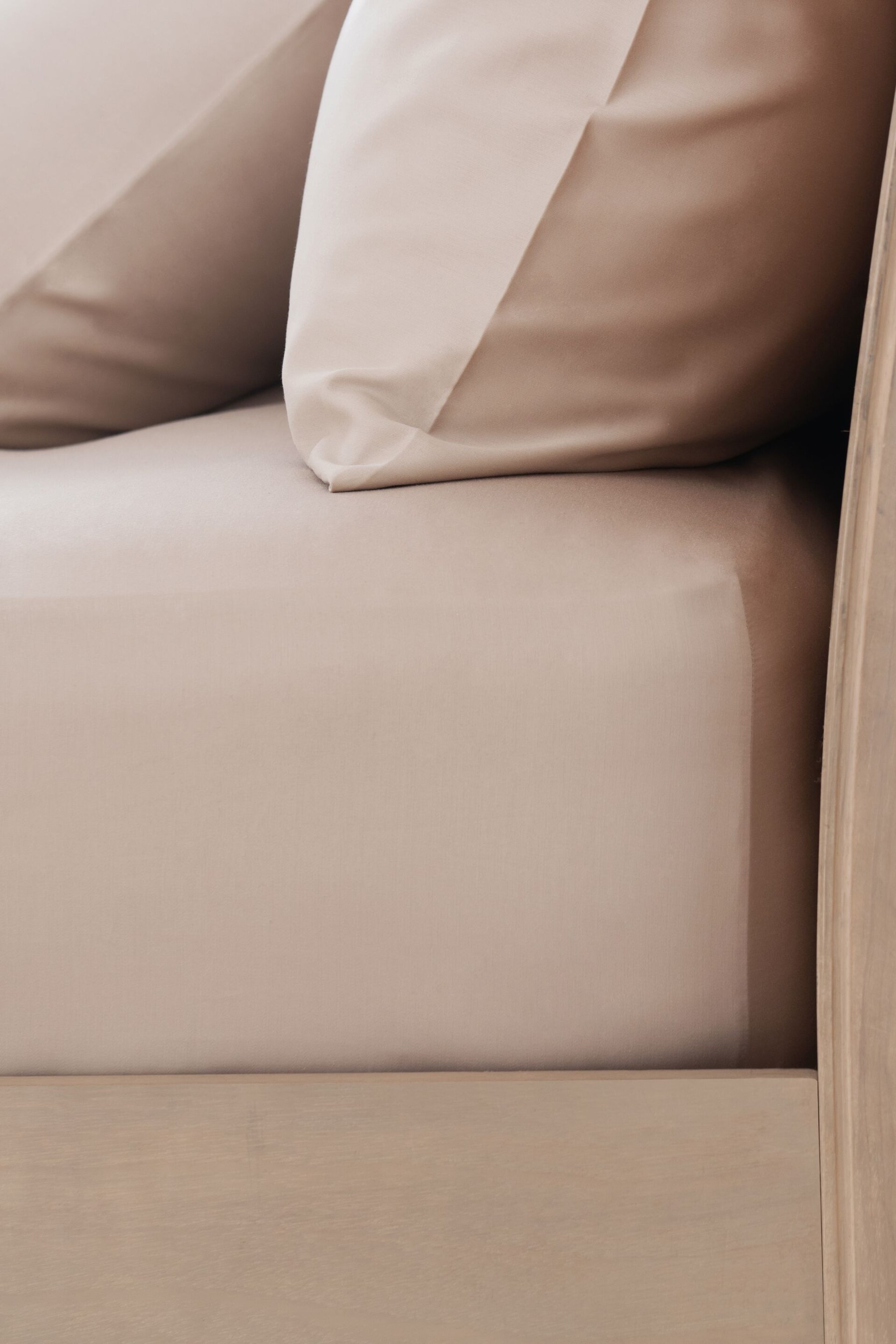 Natural Extra Deep Fitted Collection Luxe 200 Thread Count 100% Egyptian Cotton Percale Sheet - Image 1 of 1