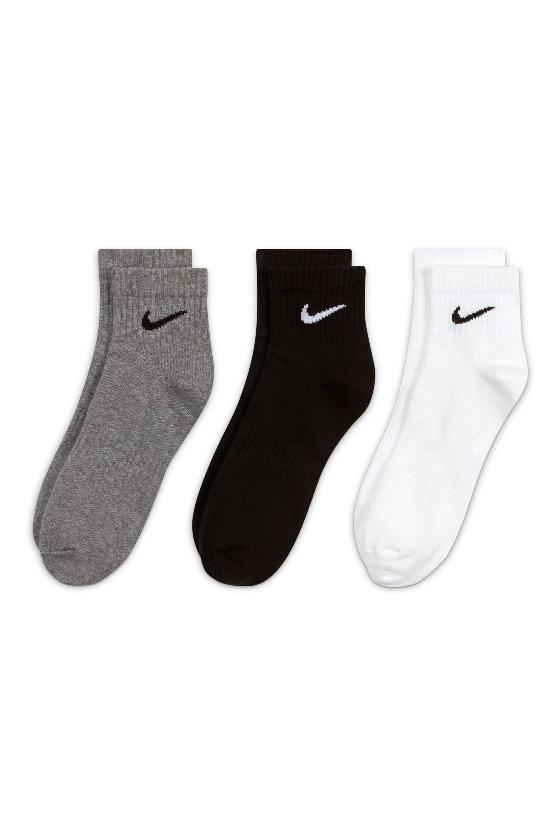 Buy Nike White/Black Lightweight Cushioned Ankle Socks 3 Pack from the ...