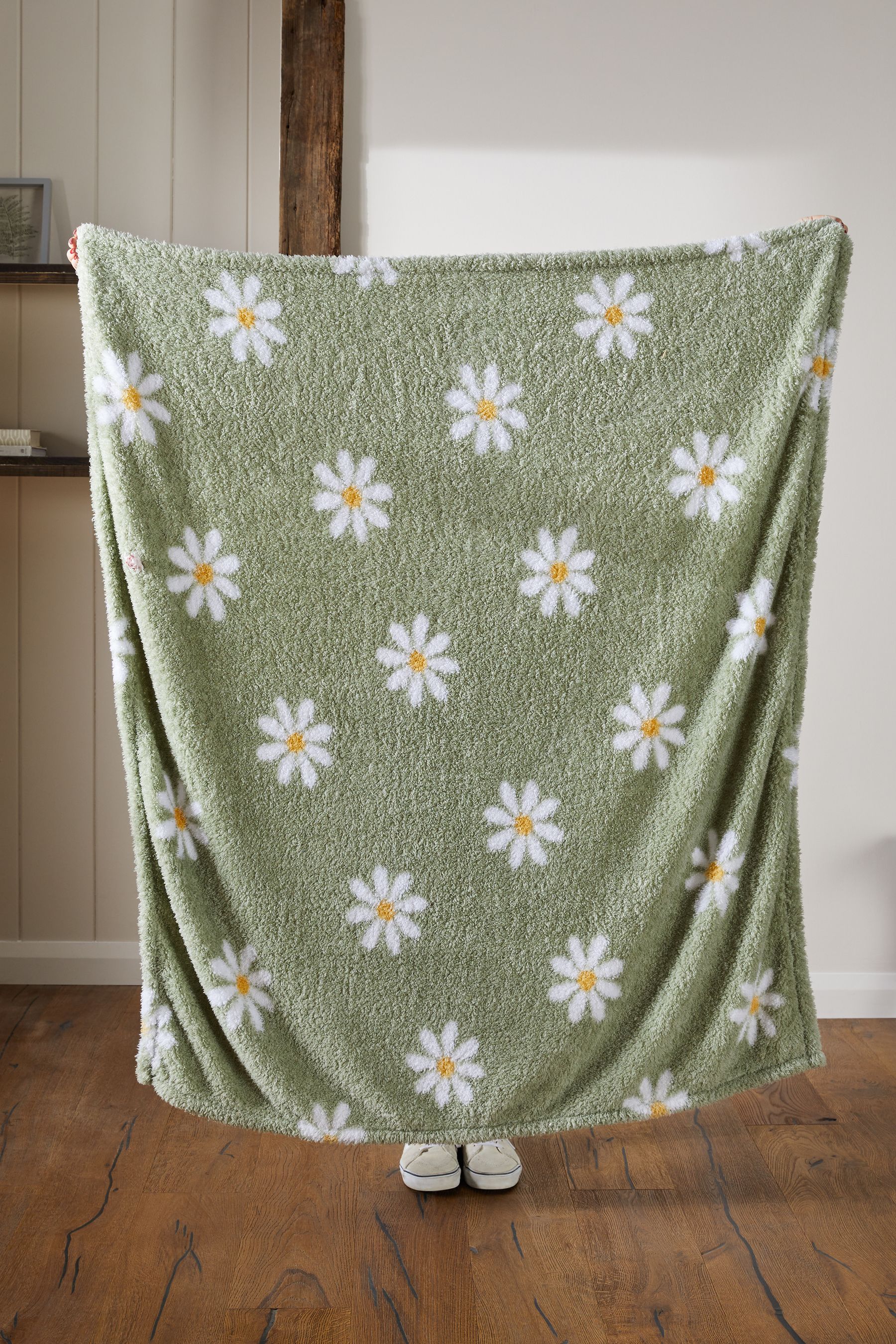Buy Sage Green Daisy Fleece Throw from Next Australia