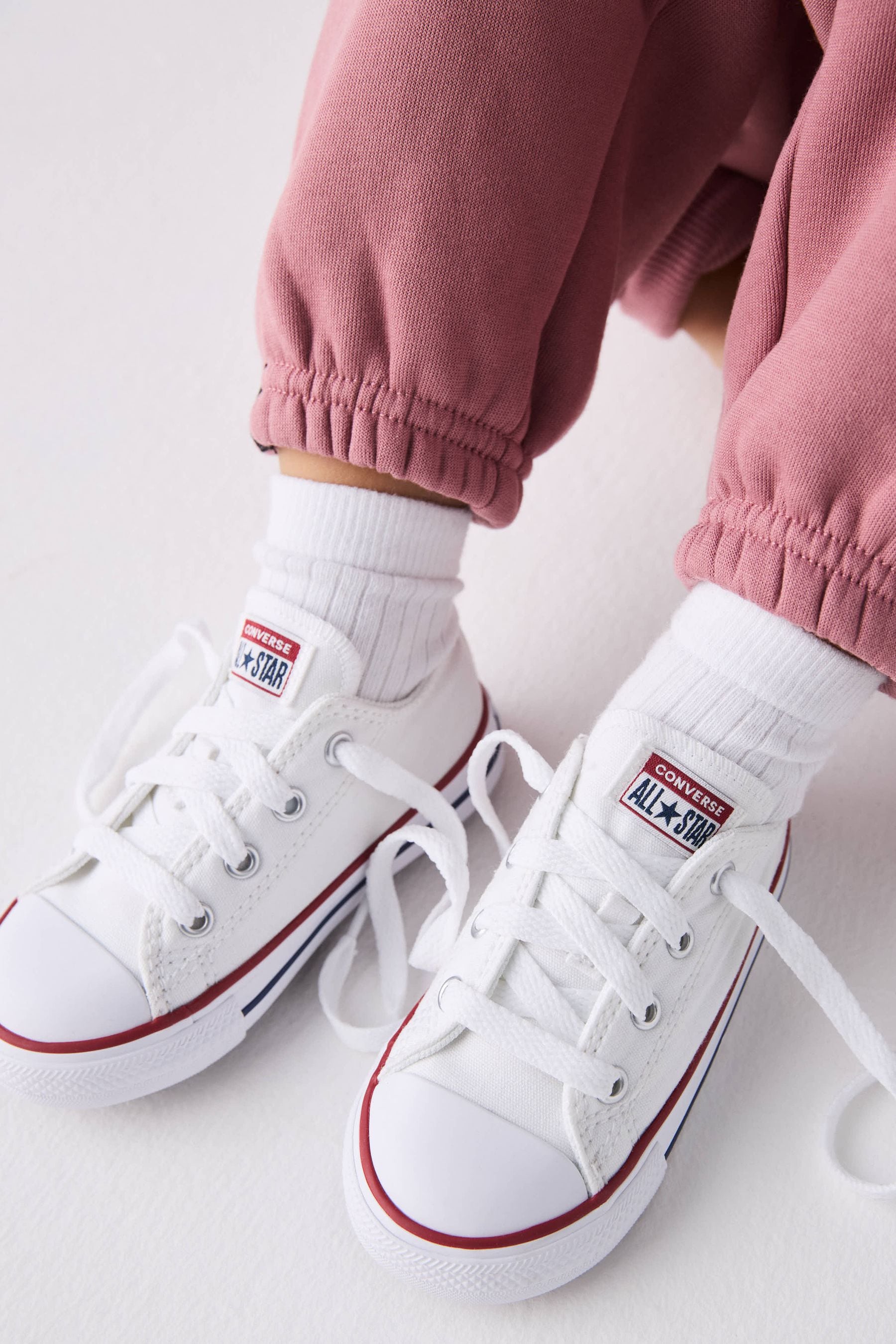 infant size 5 white converse