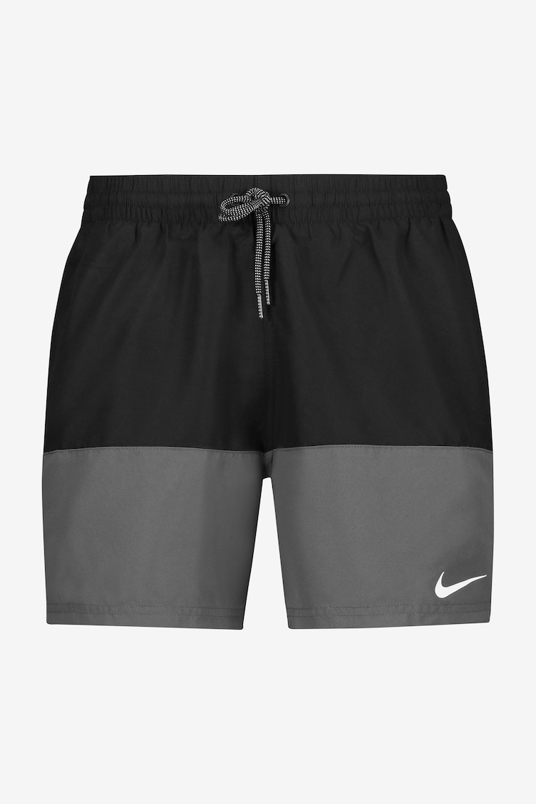 Negro - Shorts de baño básicos de 5 pulgadas Volley de Nike - Imagen 1 de 1 Negro - Shorts de baño básicos de 5 pulgadas Volley de Nike - Imagen 1 de 1