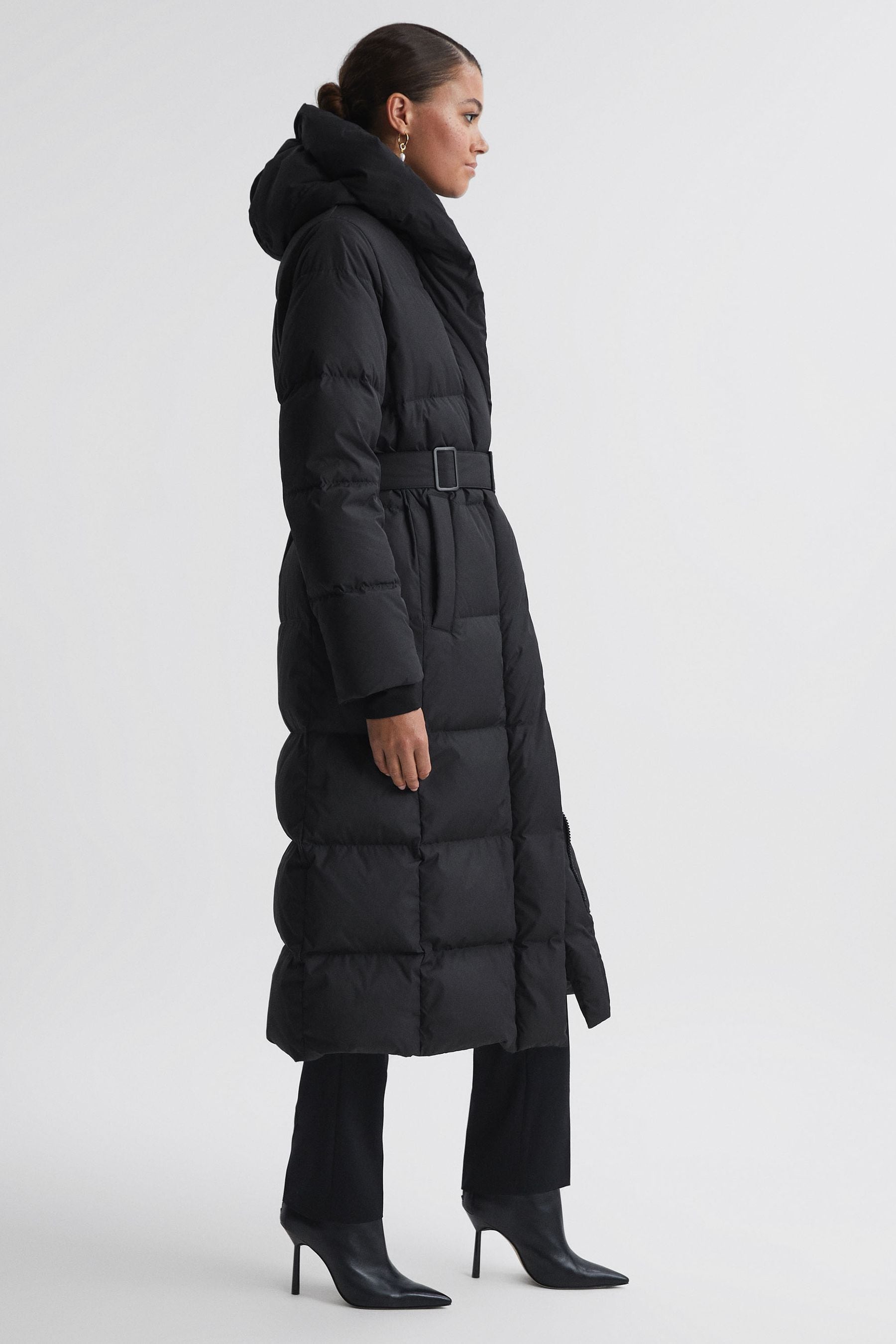 Buy Reiss Black Larissa Long Belted Puffer Coat from the Next UK online ...