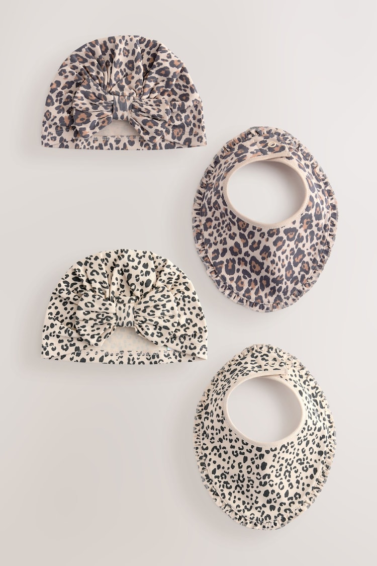 Dierenprint - Baby Turbans and Dribble Bibs 4 Piece Set (0mths-2yrs) - Image 1 of 1