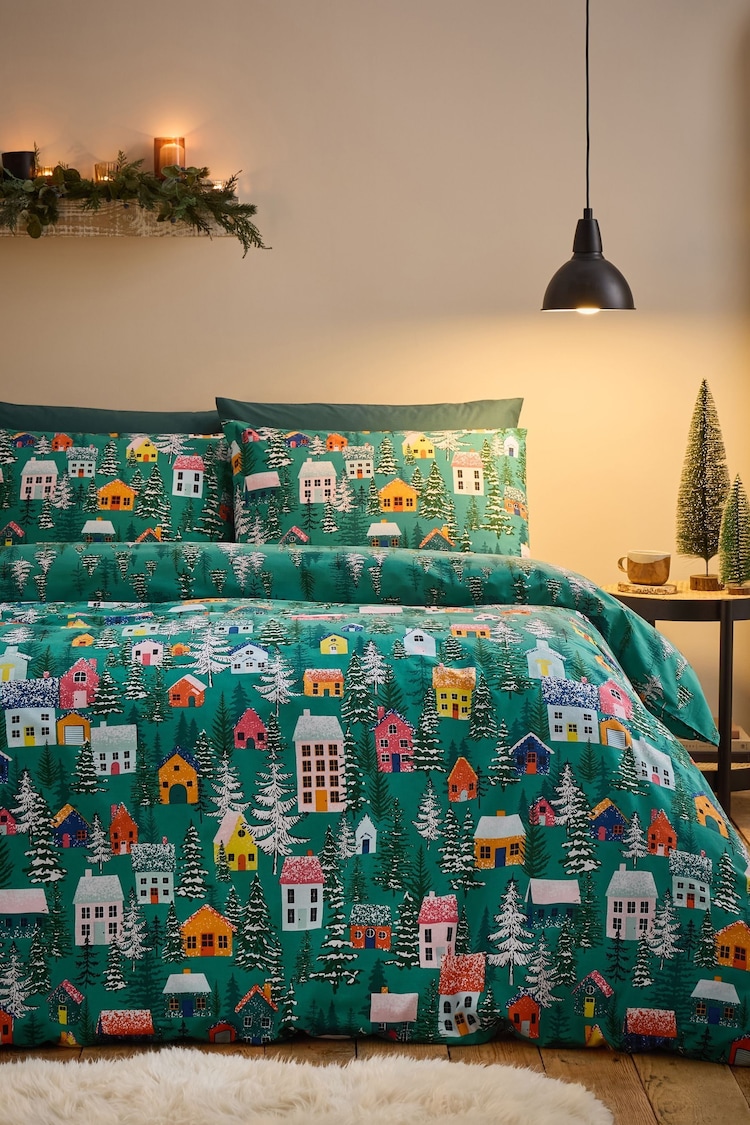 Catherine Lansfield Green Christmas Festive Forest Duvet Cover Set - Image 1 of 1