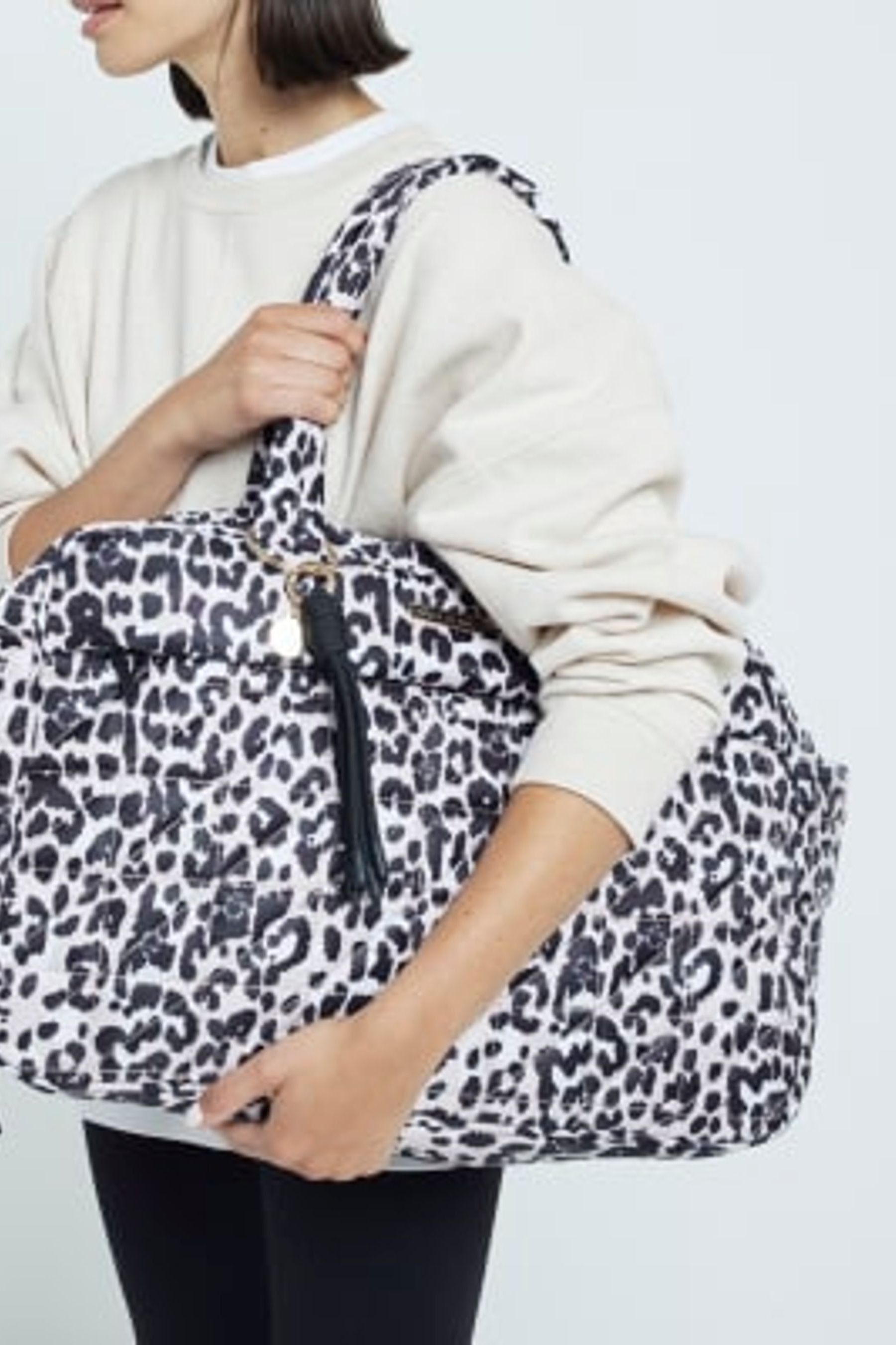 BILLION Leopard Quilted Handbag