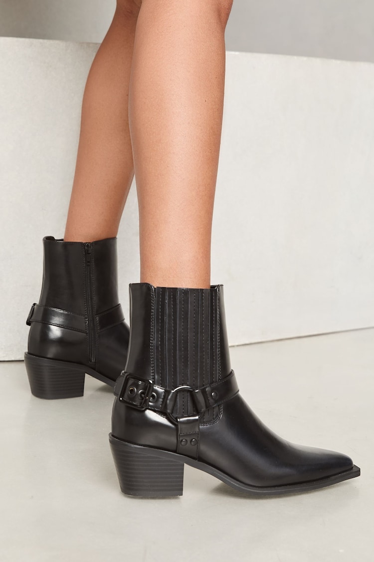 Botines de cuero sintético estilo motero del oeste con tacón medio de Lipsy - Imagen 1 de 1