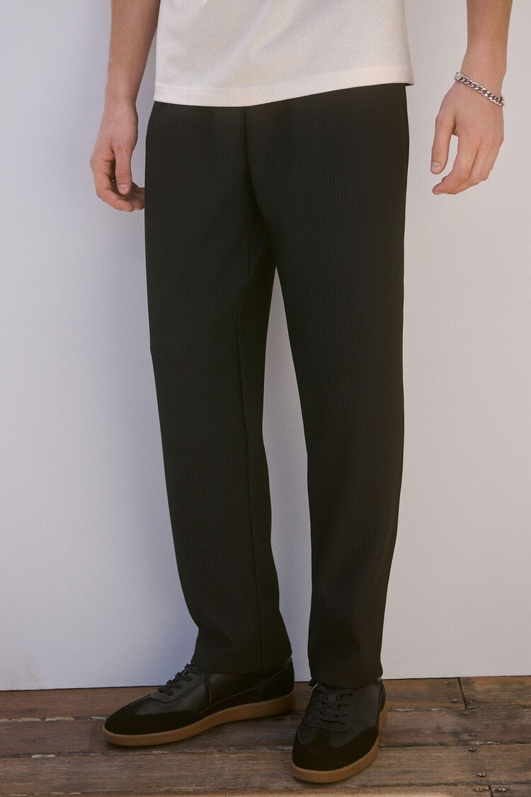 Negro - Plisse Straight Leg Joggers - Imagen 1 de 1
