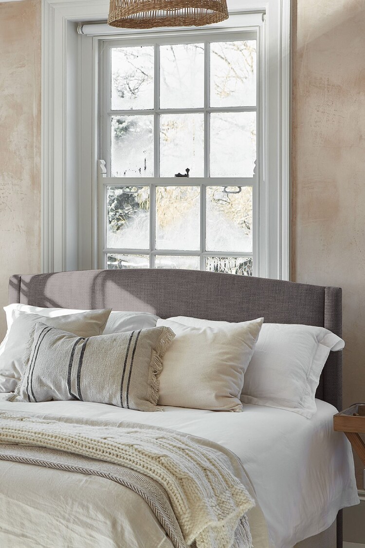 Darlings Of Chelsea Manor House Grey Buckleberry Upholstered Bed - Image 1 of 1