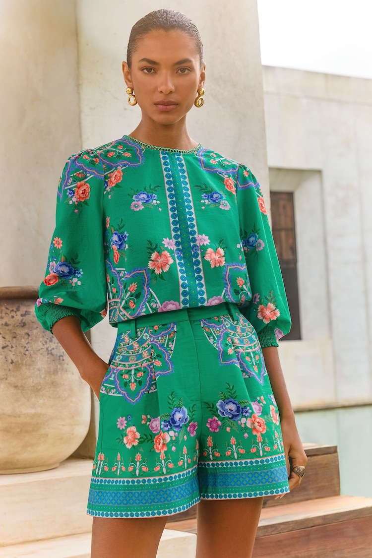 V&A I Love & Roses Green Floral 100% Cotton VA 3/4 Sleeve Crew Neck Floral Printed Blouse - Image 1 of 1