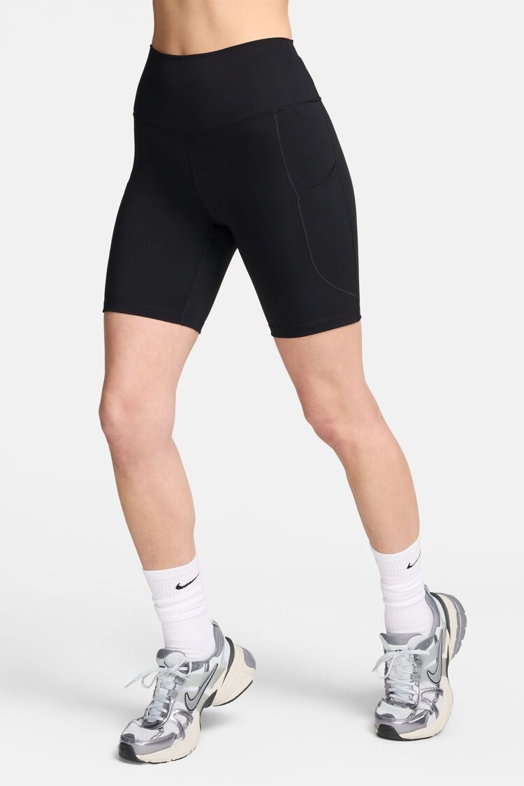 Nike Black One High-Waisted Cycling Shorts With Pockets - Image 1 of 1